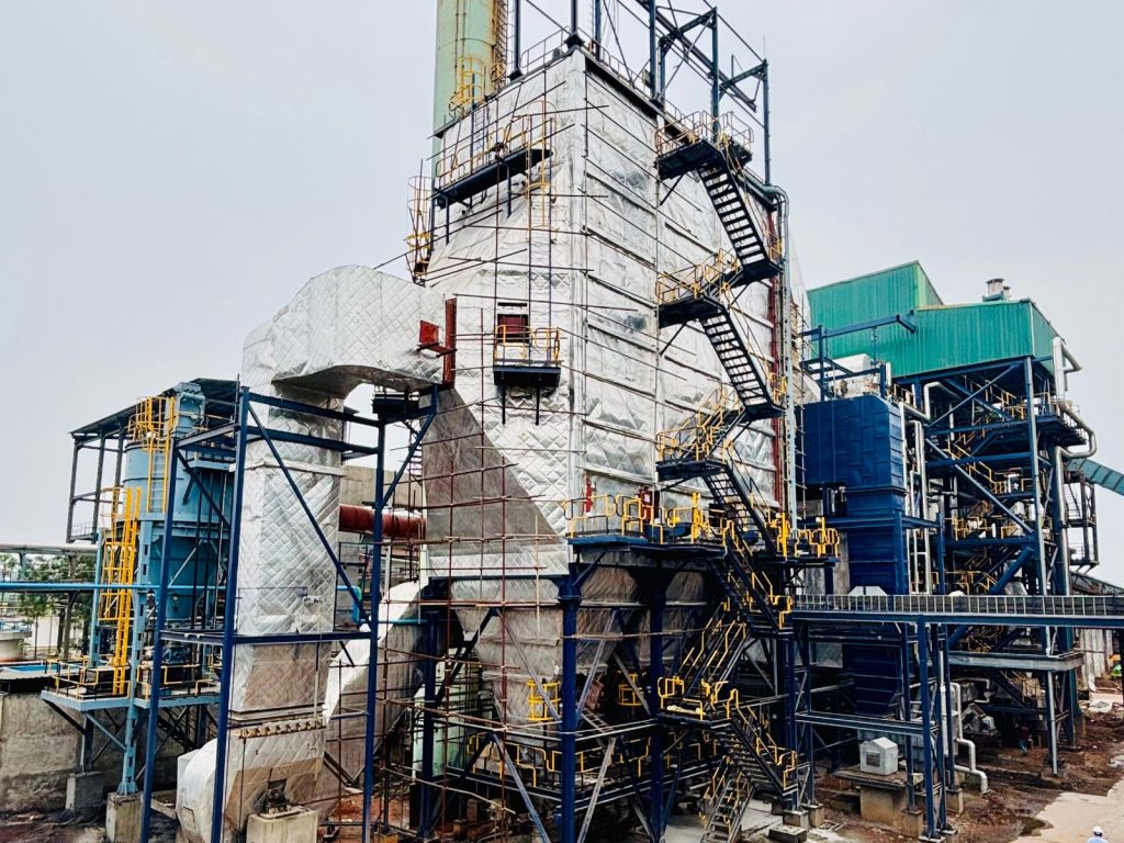 Travelling Grate Boiler
